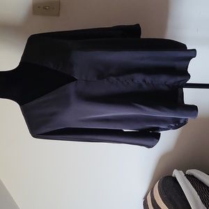 BNWOT Low V Front Blouse